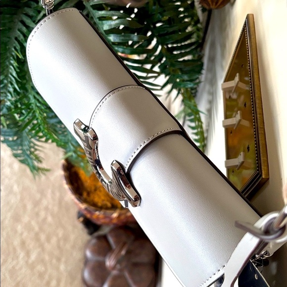 Brand New True Religion Wide Strap Crossbody Bag Metal Logo Accent Light Gray - Picture 7 of 16